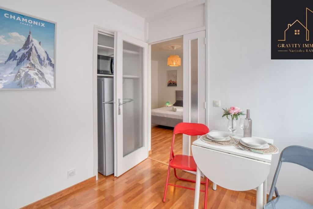 Appartement Pastel Cluses Bagian luar foto